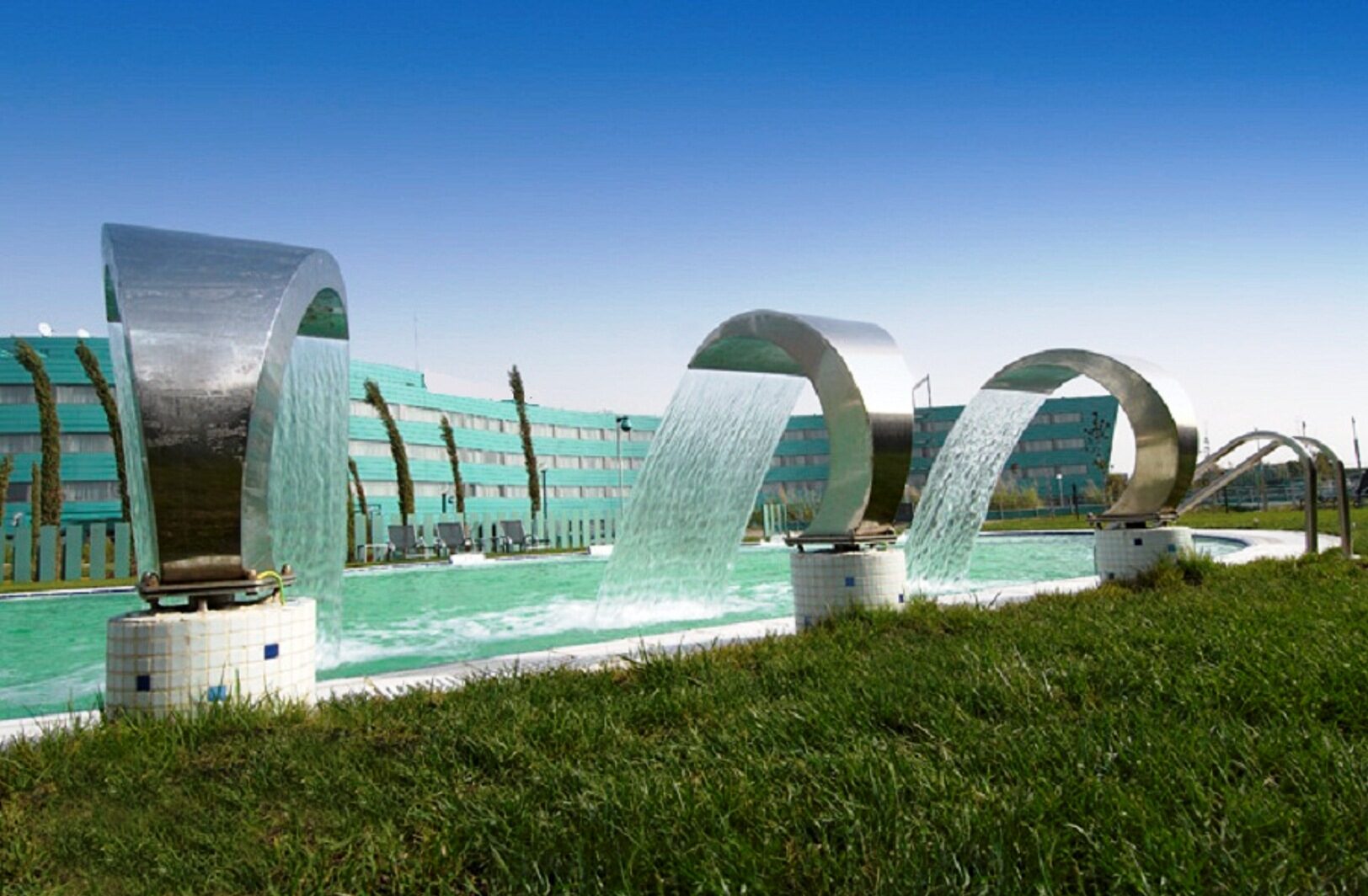 piscina 2 e1707477213319